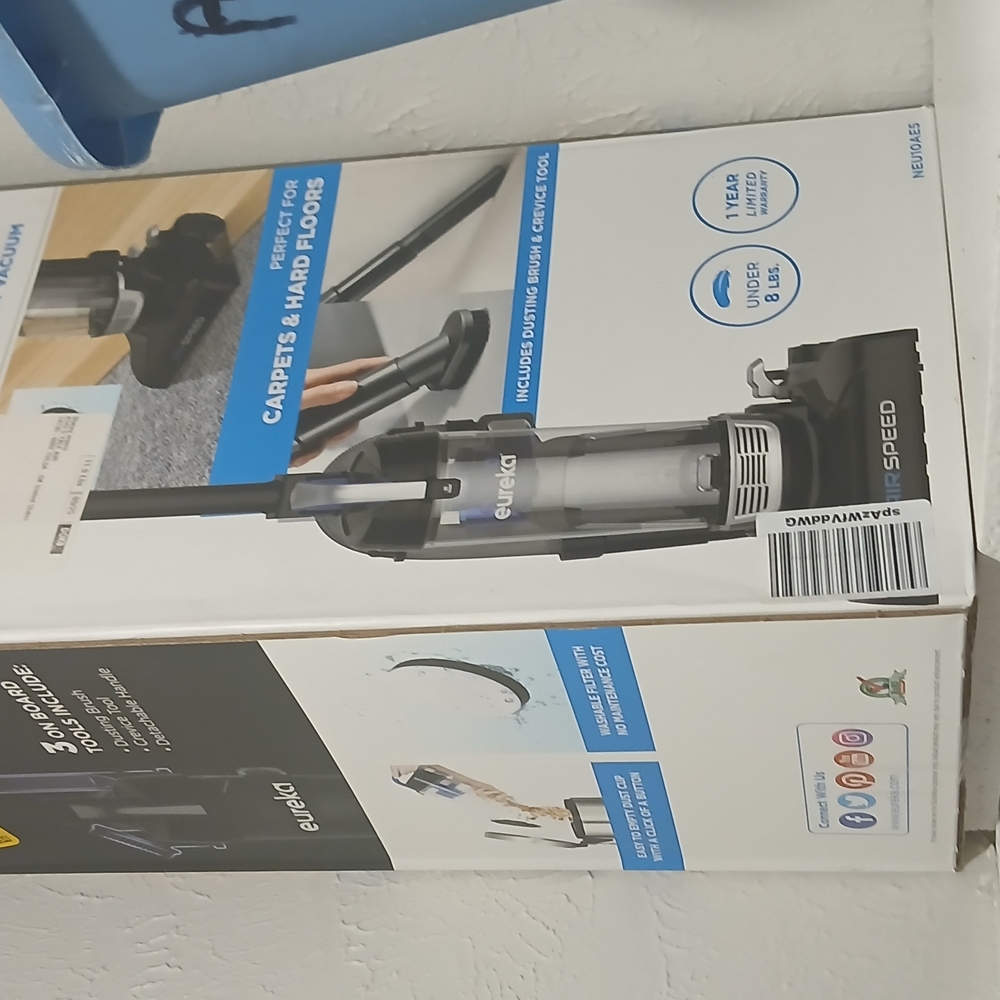 Black Vacuum Cleaner